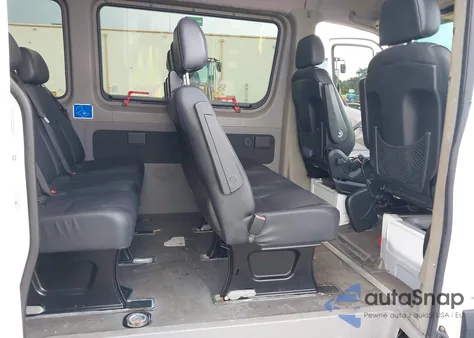 2015 Mercedes-Benz Sprinter 2500 High Roof z USA, uszkodzony, nr VIN WDZPE8DC7F5978980